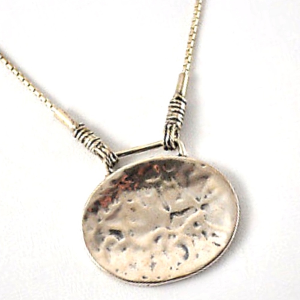 Silpada Vintage Sterling Silver 
Hammered Disc Necklace
